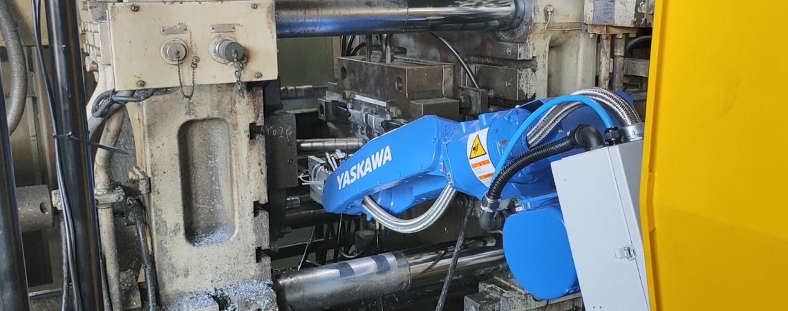 Automation Solutions - Die-casting extraction with Yaskawa motoman GP25