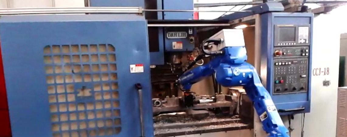 Yaskawa MH6 machine tending system